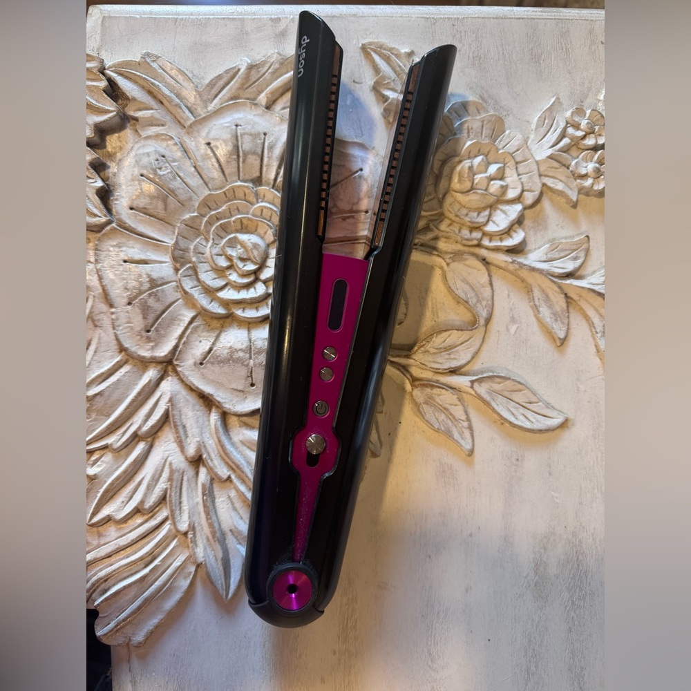 Dyson Corrale Black and Pink Hair Straightener